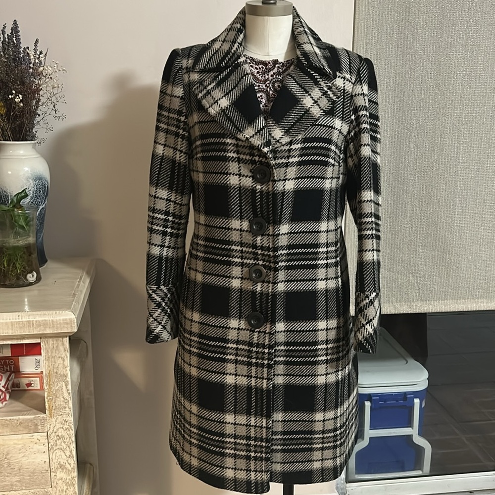 Michael Kors Wool Blend Plaid Single button closure Coat size 12
